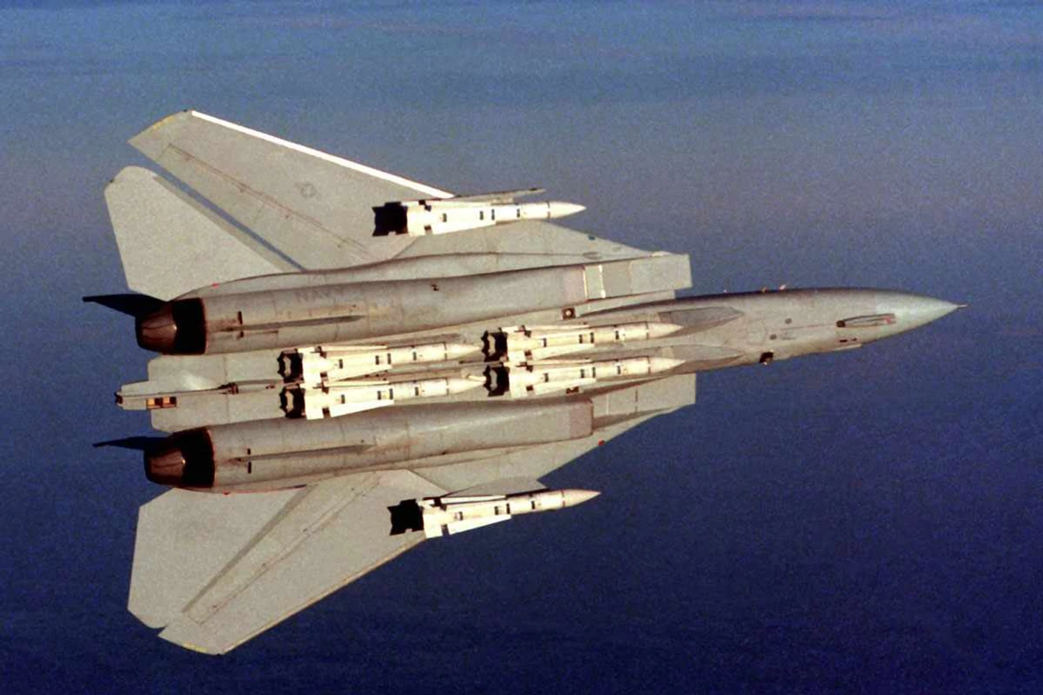 The Tomcat was capable of launching six AIM-54 Phoenix long-range missiles (USN)