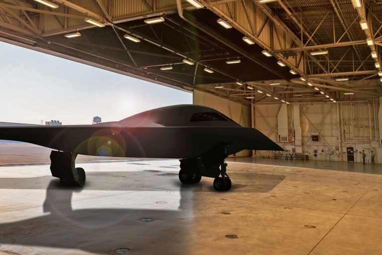 Б 21 райдер. Новый американский стелс бомбардировщик b-21. Northrop Grumman b-21 Raider. Самолет б 21 Райдер. В США представили новый бомбардировщик шестого поколения b-21 «Raider».