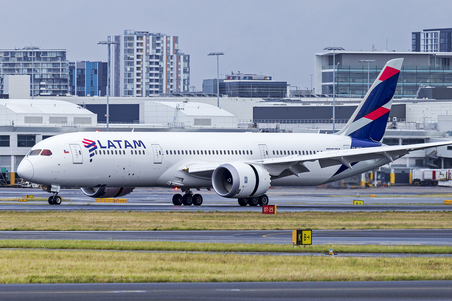 LATAM Brasil will use the Boeing 787-9 as a replacement for the A350 - Air  Data News