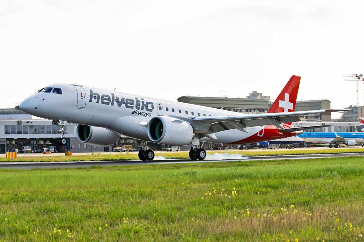 Helvetic E190-E2 at London City (Embraer)