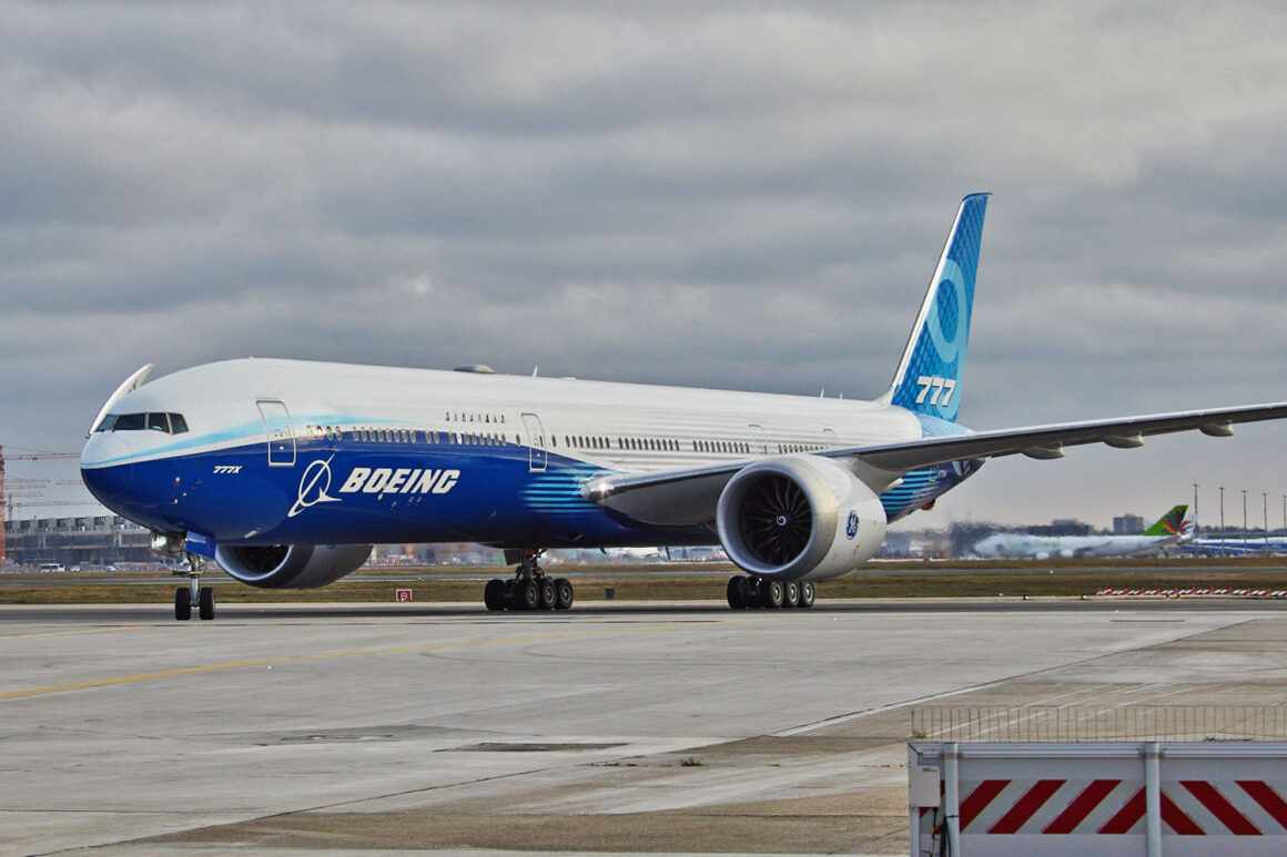 Boeing confirms 777X in 2025, pauses production until 2023 - Air Data News