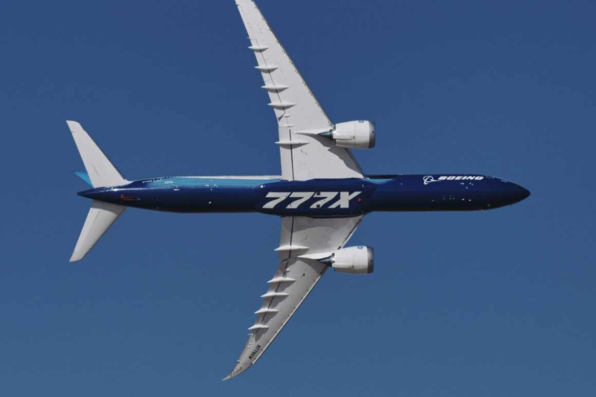 Boeing 777-9