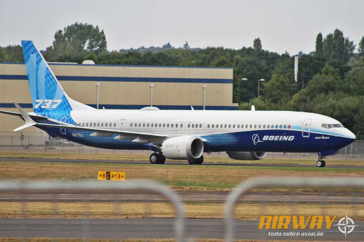 Boeing 737 MAX 10 in Farnborough 22