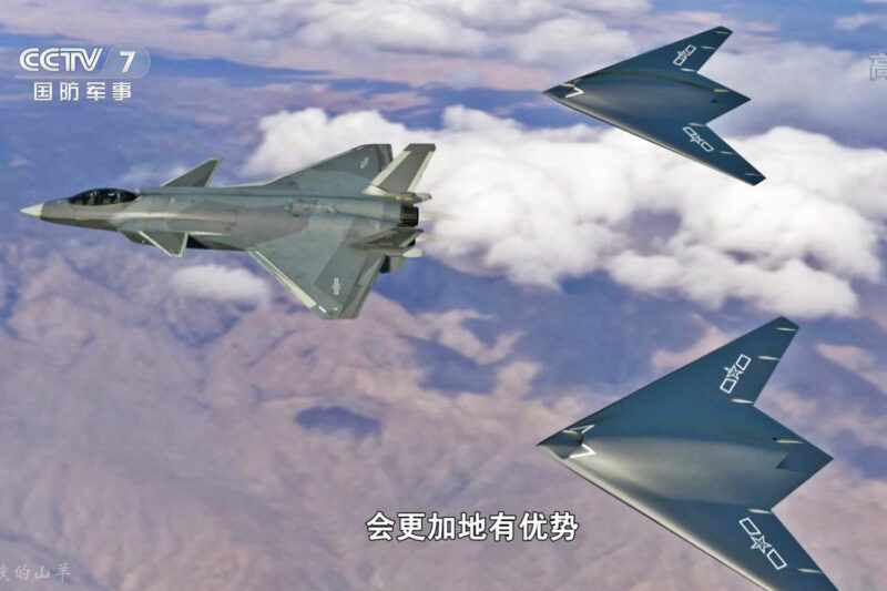 Chinese two-seat J-20 fighter jet controlling three GJ-11 stealth ...