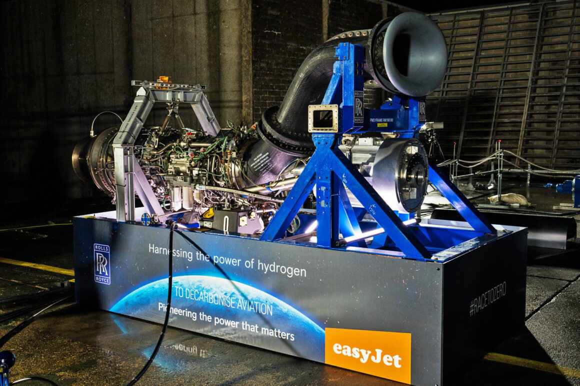 Rolls-Royce completes first ground test with hydrogen-powered engine ...