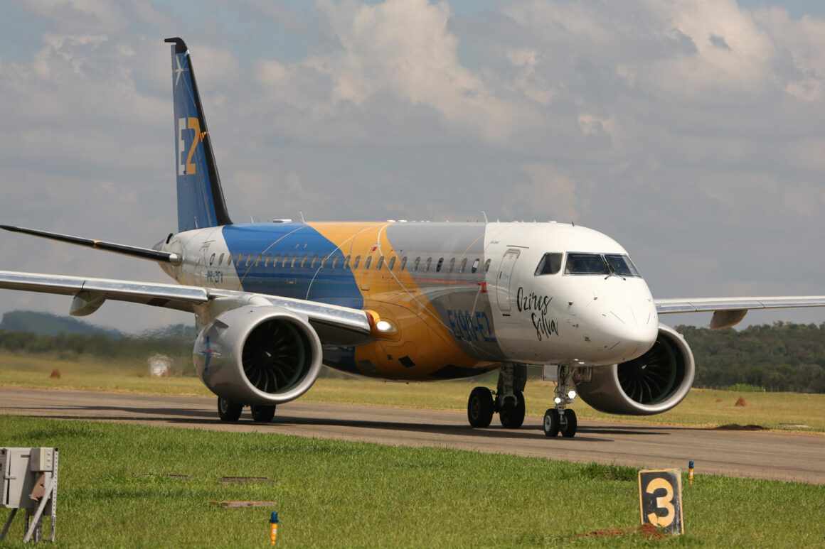 Embraer E190-E2