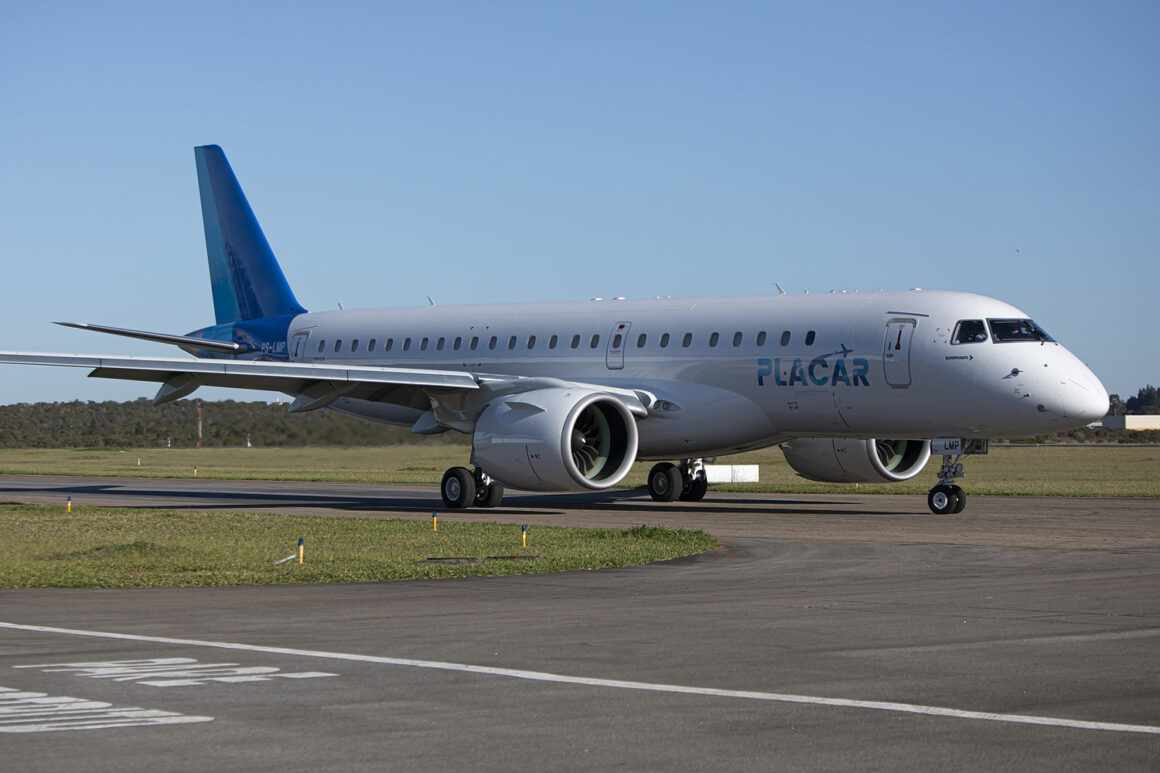 Placar Linhas Aereas first E190-E2