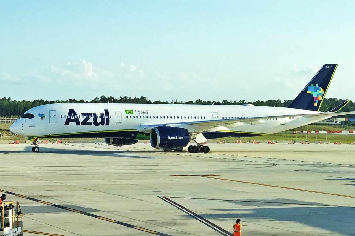 Azul Airbus A350-900 PR-AOW