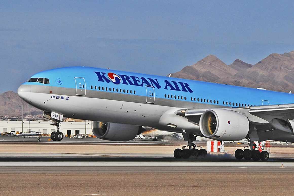 Korean Air Boeing 777-200