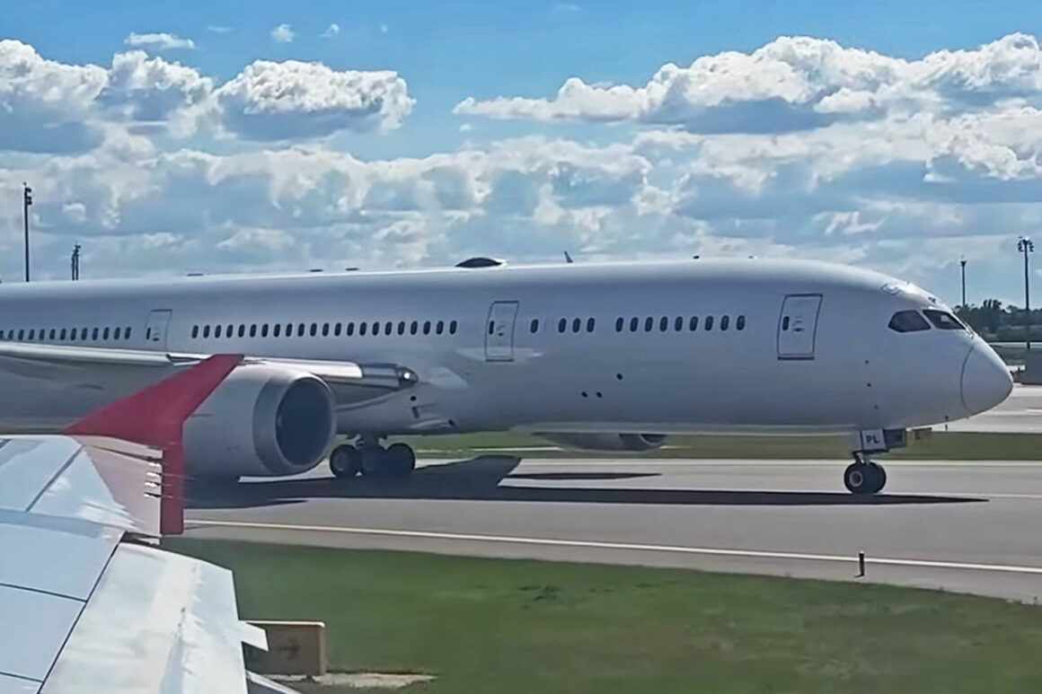 Austrian Airlines first Boeing 787-9 in Vienna