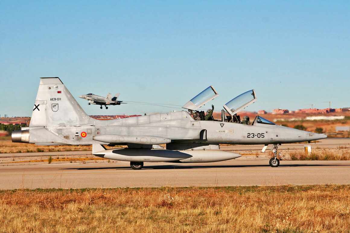 Spanish Air Force Northrop F-5M (AE.9) trainer aircraft