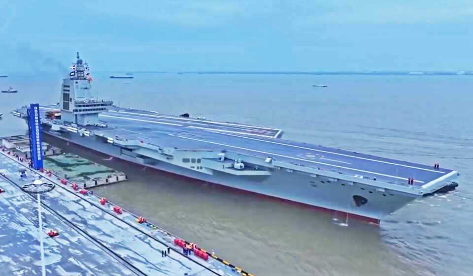 New Chinese aircraft carrier Fujian begins sea trials - Air Data News