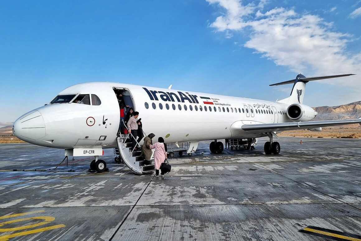 Iran Air Fokker 100