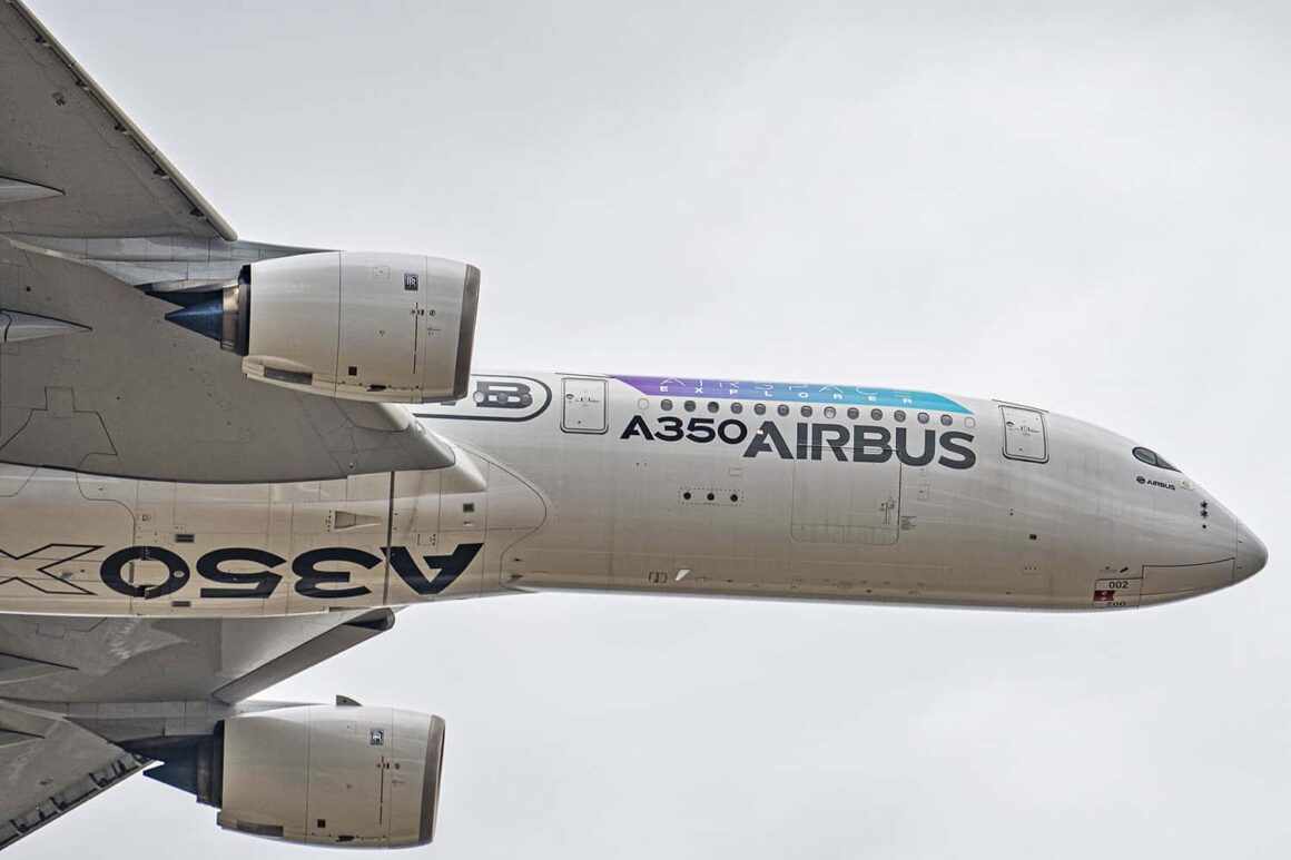 Airbus A350-900