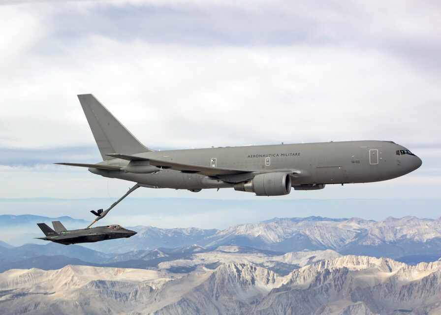 Si prevede che l’A330 MRTT e il KC-46 competeranno per il nuovo ordine di navi cisterna per l’Italia.