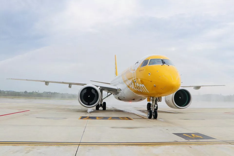 Scoot Embraer E190-E2