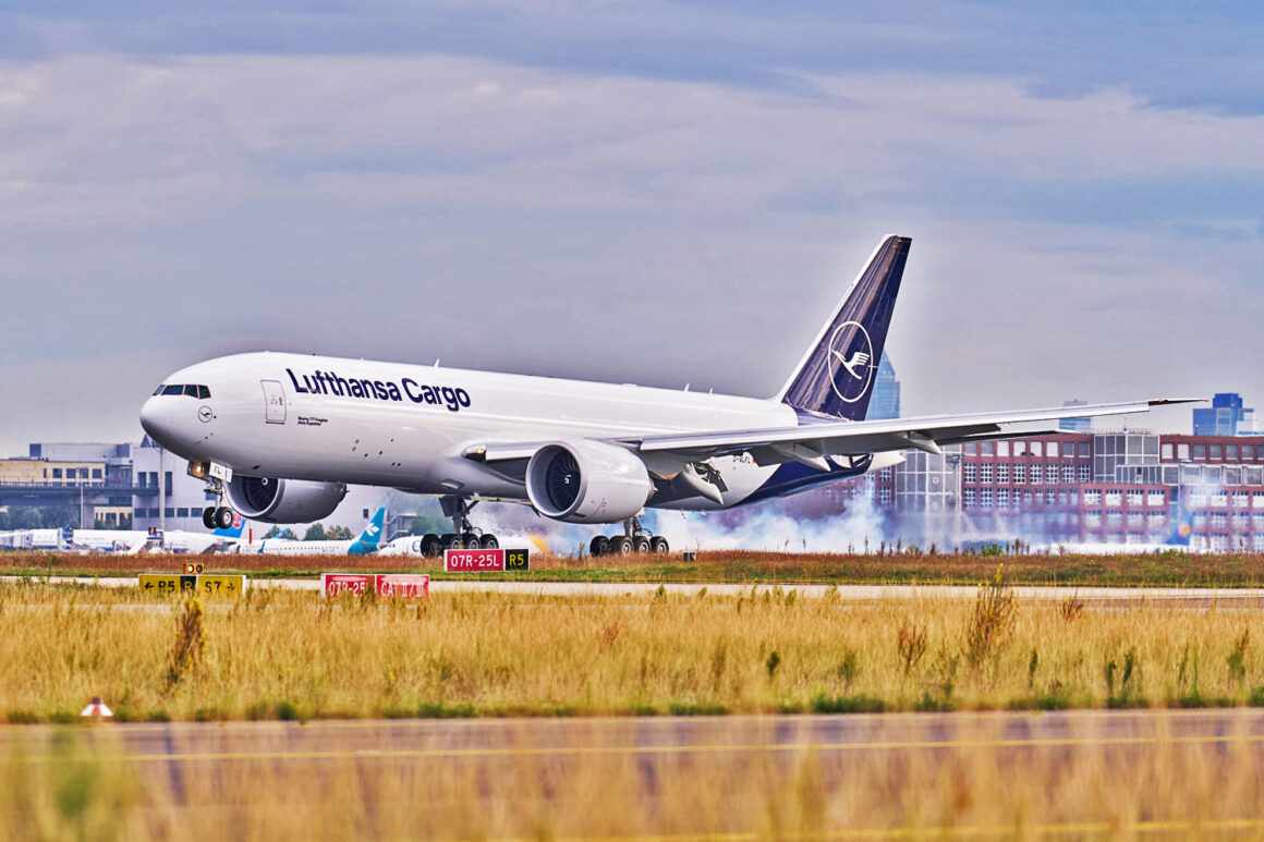 Lufthansa Cargo Boeing 777F D-ALDL