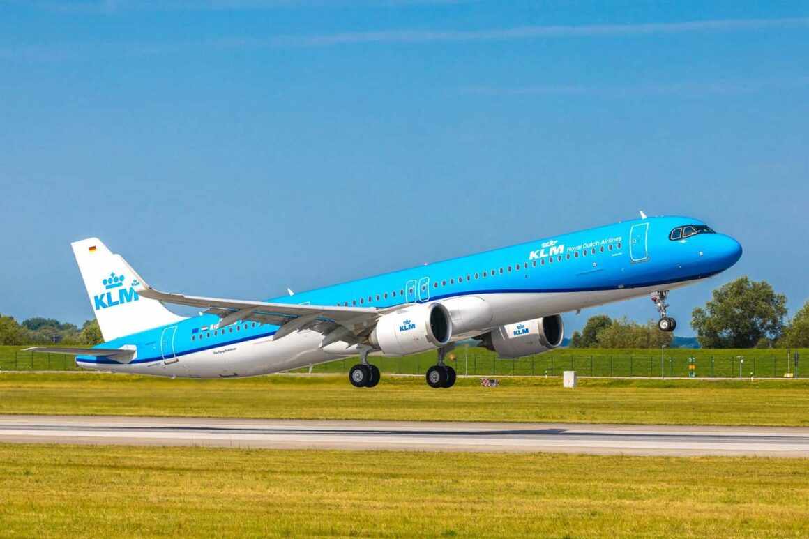 KLM Airbus A321neo first test flight