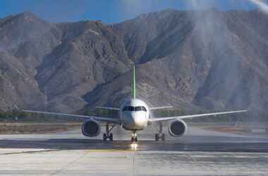 C919 test aircraft lands in Lhasa