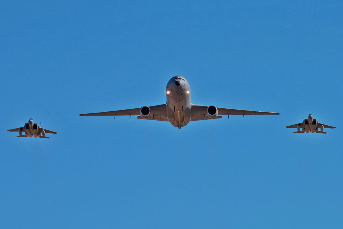 KC-10 Extender farewell