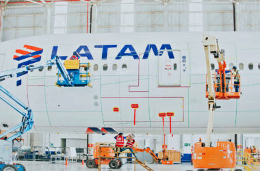 LATAM Boeing 777-300 receives the AeroShark technology