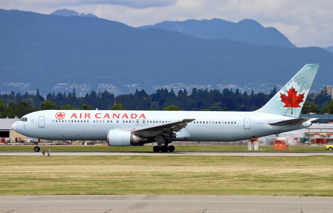 Air Canada Boeing 767-300ER C-FOCA