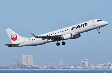 J-Air Embraer E190