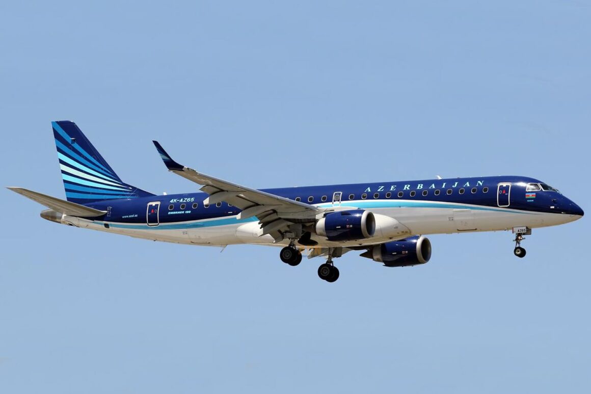 Azerbaijan Airlines E190 4K-AZ65