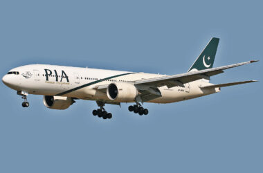 Pakistan International Airlines Boeing 777-200