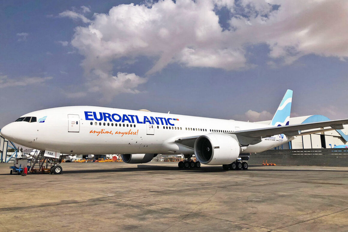 euroAtlantic Boeing 777-200