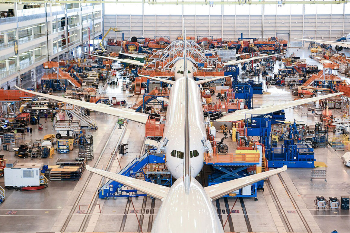 787 Dreamliner assembly line