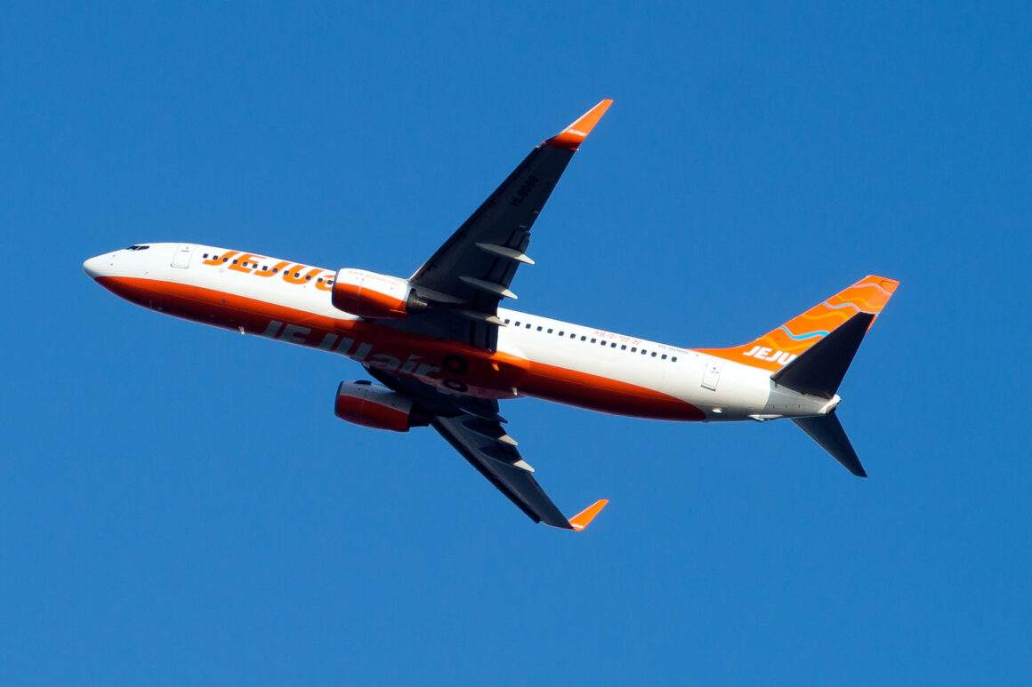 Jeju Air Boeing 737-800 HL8088