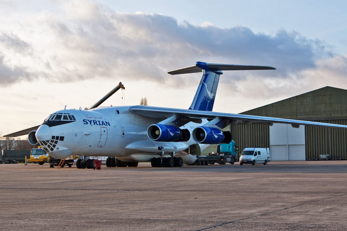 Il-76 YK-ATA