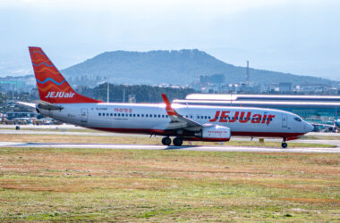 Jeju Air Boeing 737-800 HL8088