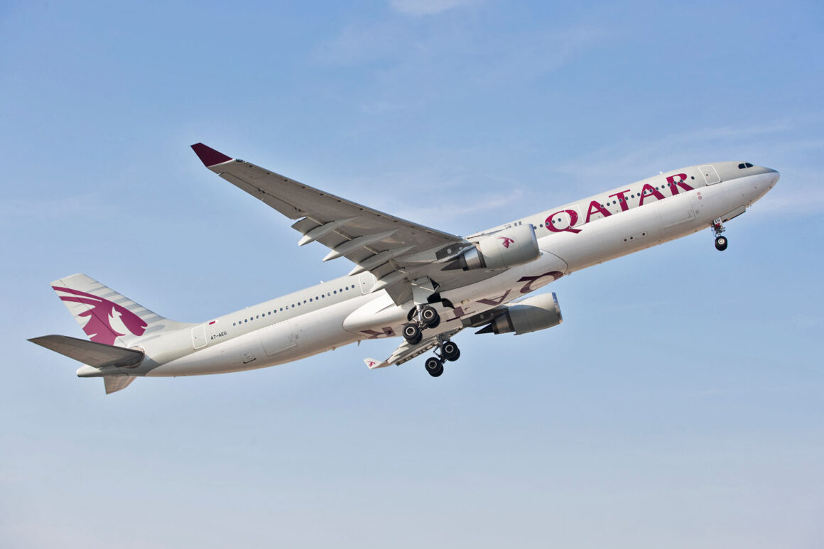 Qatar Airbus A330-300