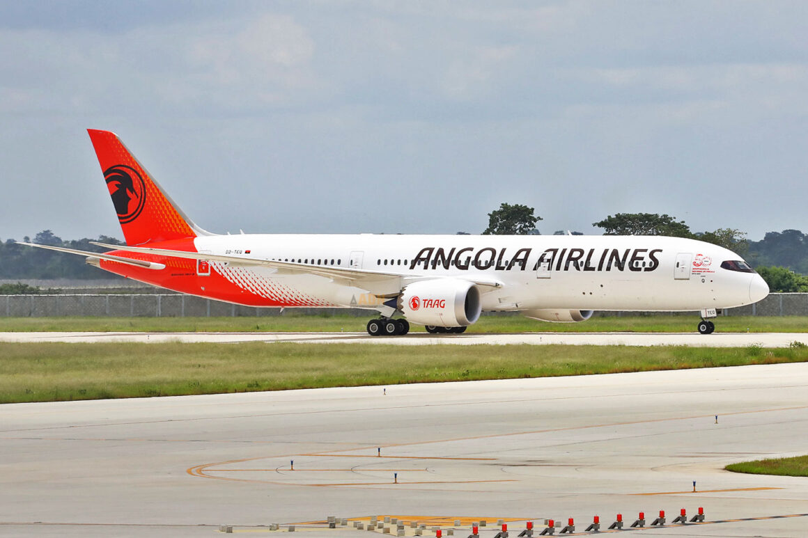 TAAG's first Boeing 787-9 arrived in Angola on Thursday