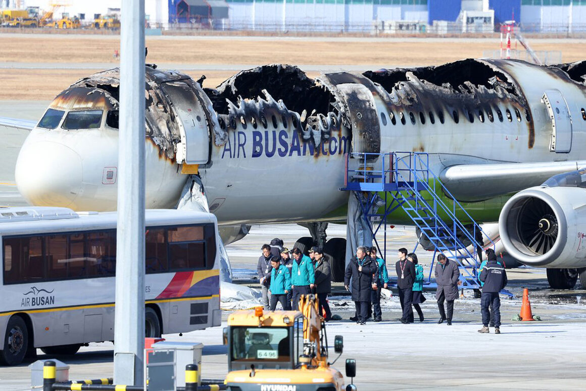 The upper part of the fuselage of the Air Busan A321 was completely destroyed by fire