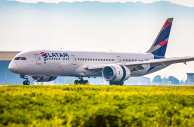 LATAM Airlines Boeing 787-9