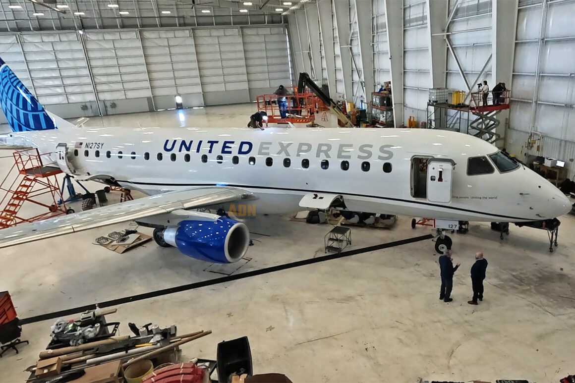 he first Embraer E175 to receive Starlink